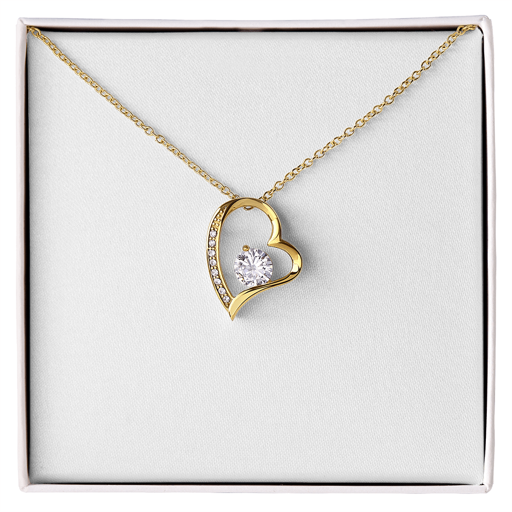 Forever Love Necklace: Dazzling Heart Pendant for Everyday Elegance