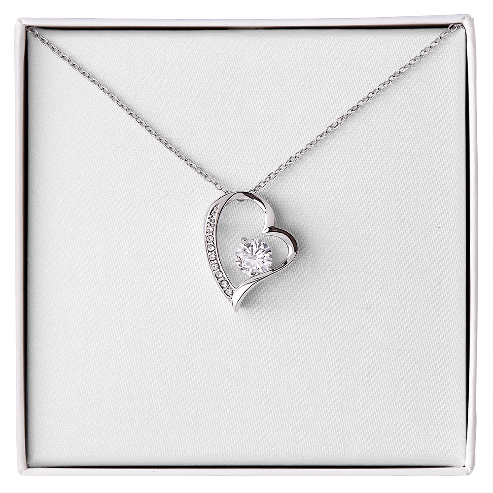 Forever Love Necklace: Dazzling Heart Pendant for Everyday Elegance